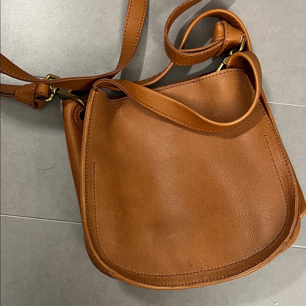 Madewell Sidney Tan Leather Crossbody Bag